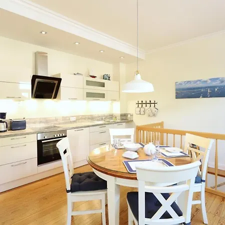 Warnemuende Apartment *